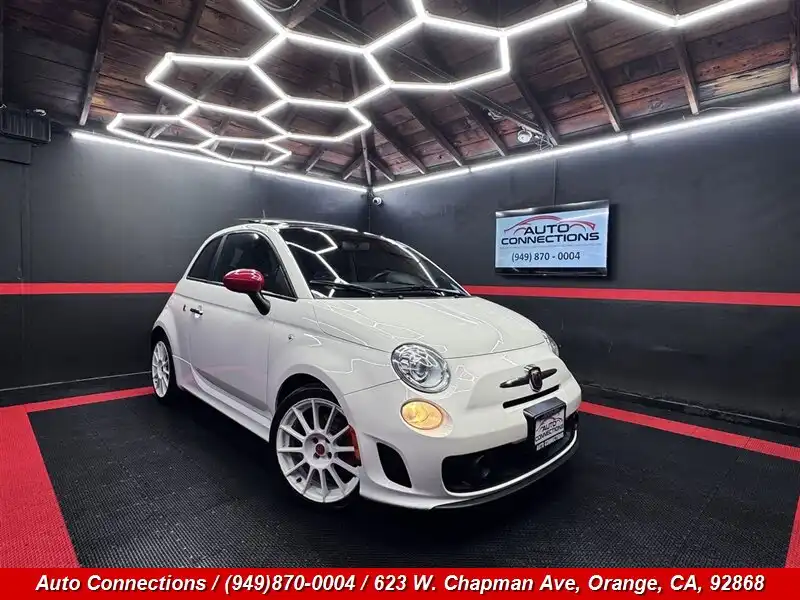 2012 FIAT 500 Abarth's photo