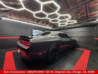 2018 Dodge Challenger SRT Hellcat photo 3