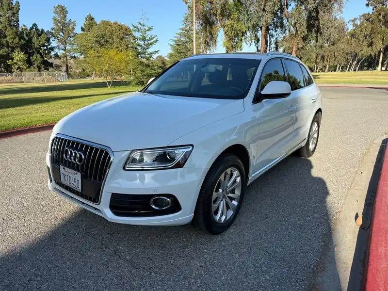 2015 Audi Q5 2.0T Premium Plus quattro Tiptronic's photo