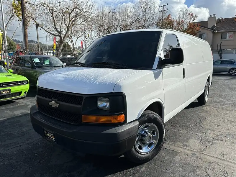 2012 Chevrolet Express 2500 Extended Work Van HD photo 1