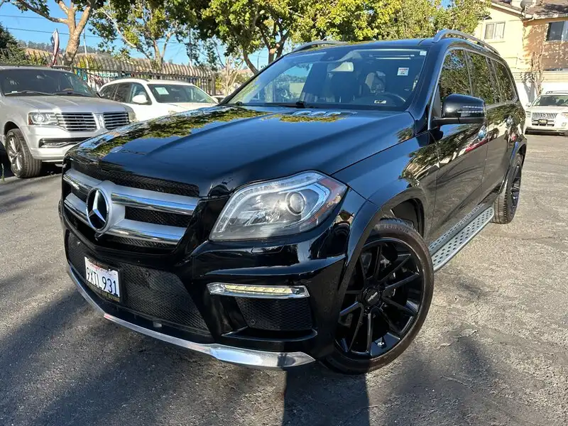 2015 Mercedes-Benz GL-Class GL550's photo