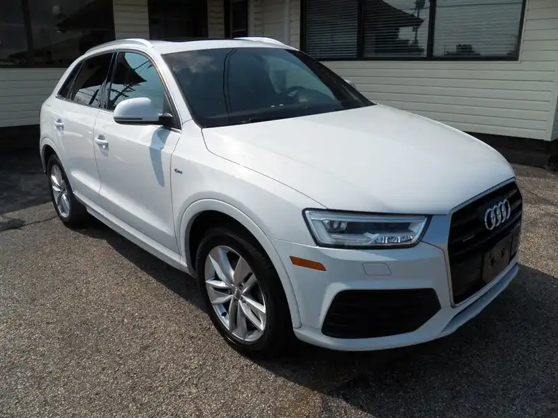 2018 Audi Q3 2.0T Premium Plus quattro's photo