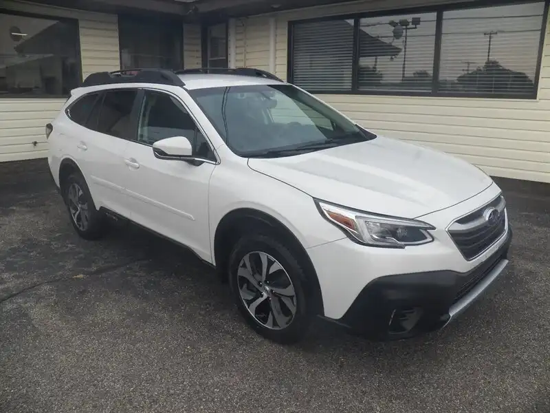 2020 Subaru Outback Limited's photo