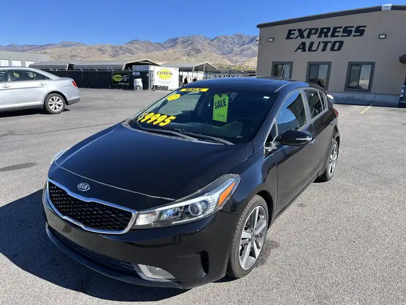 2017 Kia Forte EX AT's photo