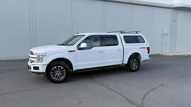 2019 Ford F-150 Lariat 4WD SuperCrew 145 in's photo