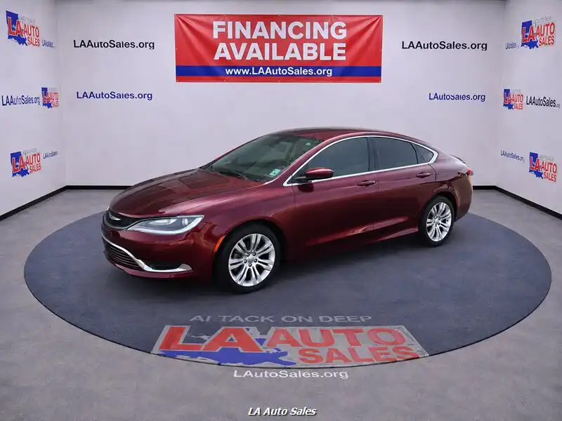 2015 Chrysler 200 Limited's photo