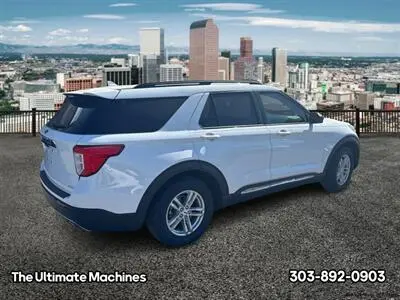 2020 Ford Explorer XLT RWD photo 3