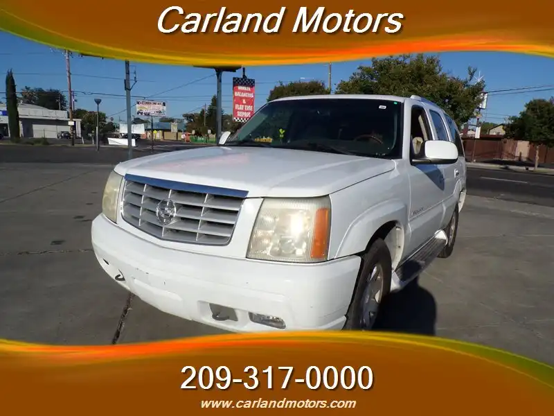2002 Cadillac Escalade AWD's photo