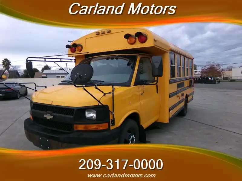 2009 Chevrolet Express's photo