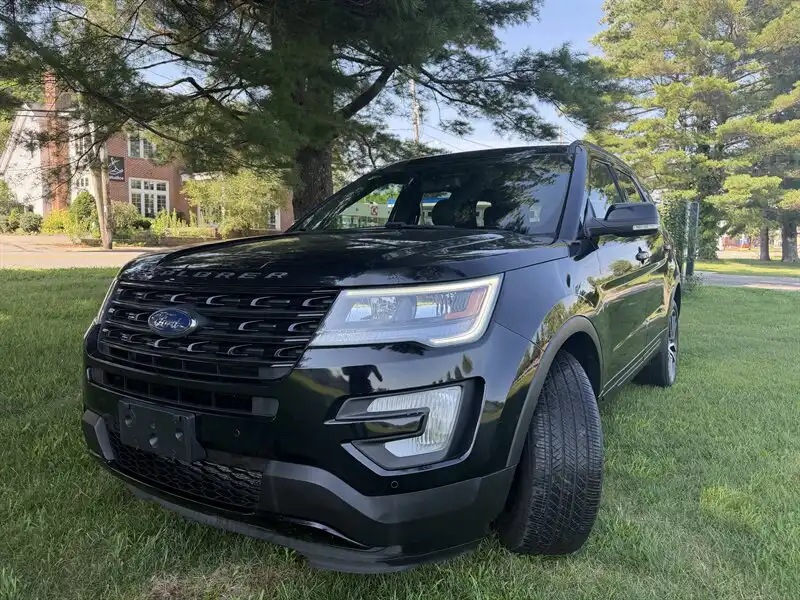 2017 Ford Explorer Sport 4WD's photo