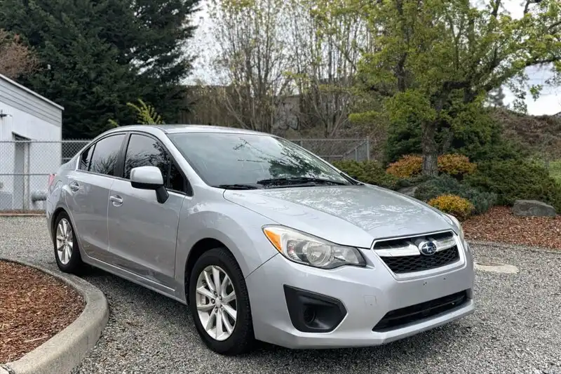 2013 Subaru Impreza 2.0I Premium Auto (PZEV)'s photo