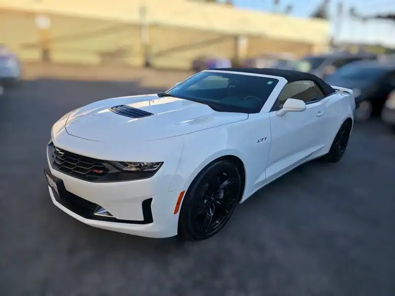 2024 Chevrolet Camaro 6.2 Convertible LT1's photo