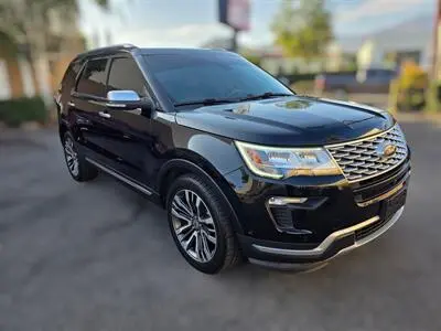 2018 Ford Explorer Platinum 4WD photo 3