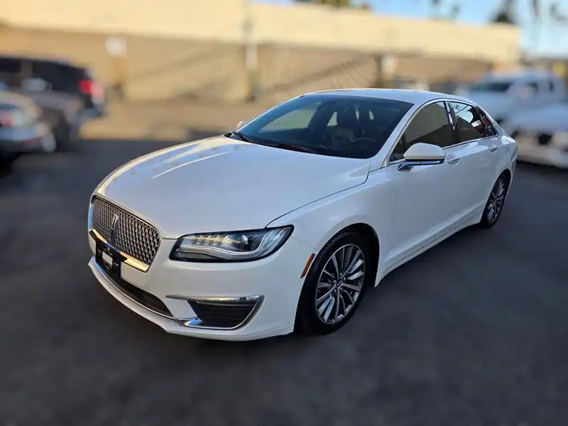 2020 Lincoln MKZ Base/Premiere FWD's photo