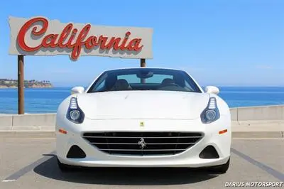 2015 Ferrari California Base photo 5