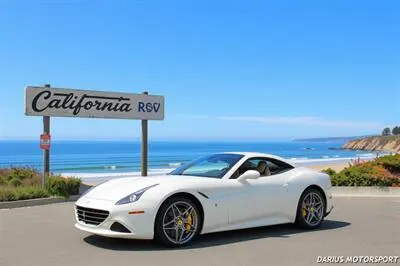 2015 Ferrari California Base photo 4