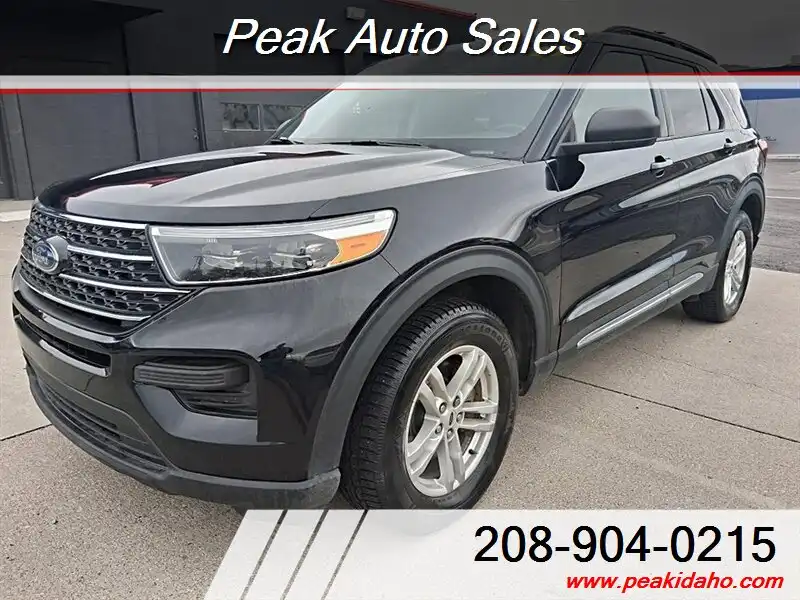 2022 Ford Explorer XLT 4WD's photo