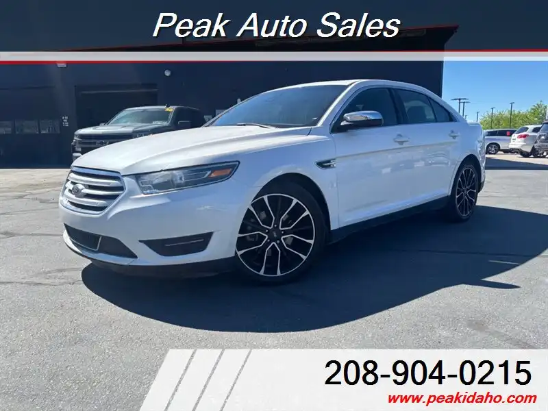 2018 Ford Taurus Limited AWD's photo