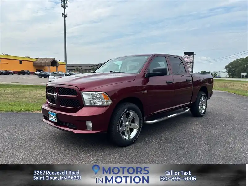 2017 RAM 1500 Express 4x4 Crew Cab 5'7's photo