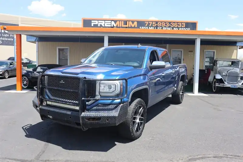 2018 GMC Sierra 4WD Crew Cab Standard Box SLT's photo