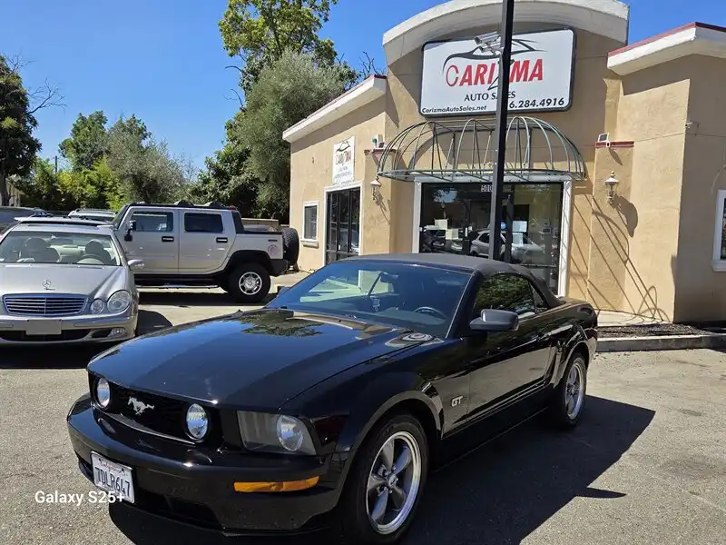 2006 Ford Mustang GT Deluxe's photo