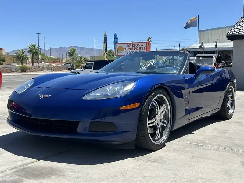 2005 Chevrolet Corvette Convertible's photo