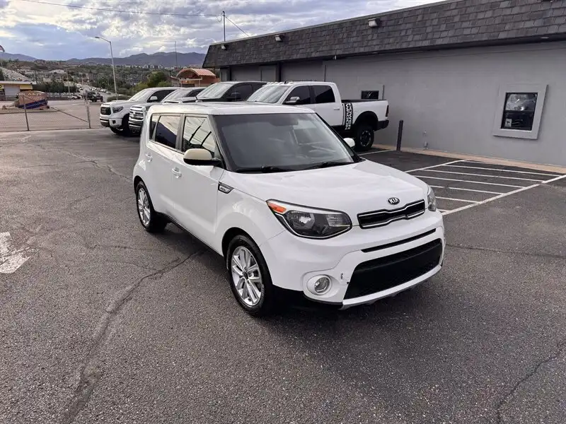 2017 Kia Soul 2.0 6AT Plus's photo