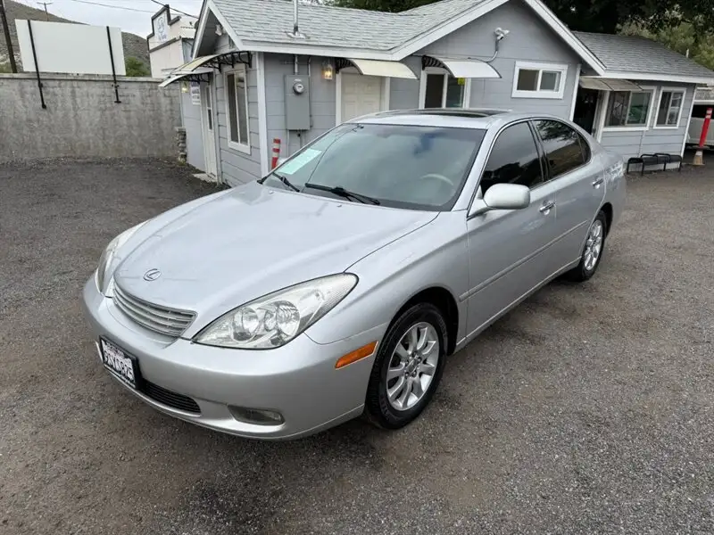 2002 Lexus ES 350 300's photo