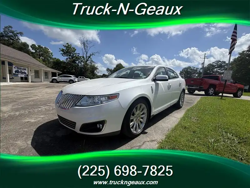 2010 Lincoln MKS FWD's photo