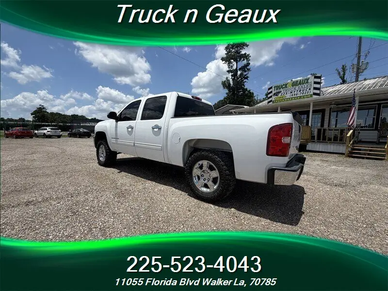 2012 Chevrolet Silverado 1500 LT Crew Cab photo 3