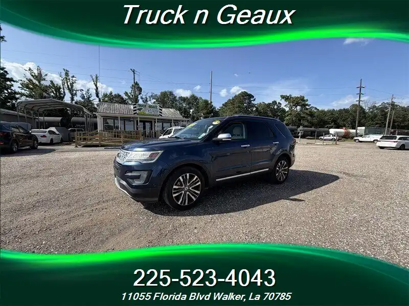 2017 Ford Explorer Platinum 4WD's photo