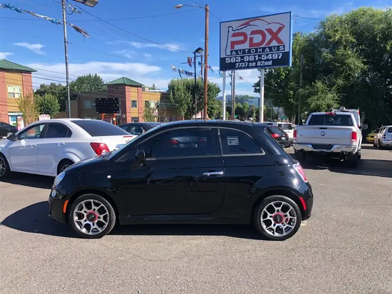 2015 FIAT 500 Sport's photo