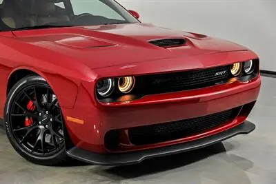 2015 Dodge Challenger SRT Hellcat photo 2