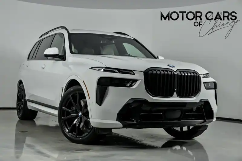 2023 BMW X7 xDrive40i's photo