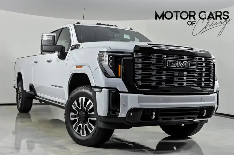 2026 GMC Sierra Denali Ultimate 4WD Crew Cab Long Box's photo