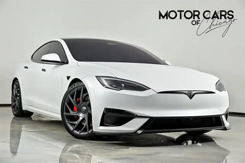 2026 Tesla Model S Plaid's photo