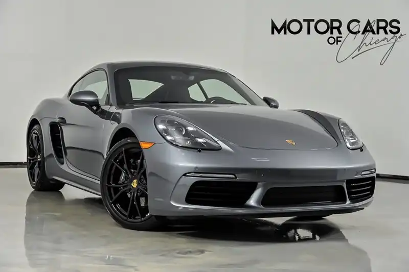 2025 Porsche 718 Cayman Style Edition's photo