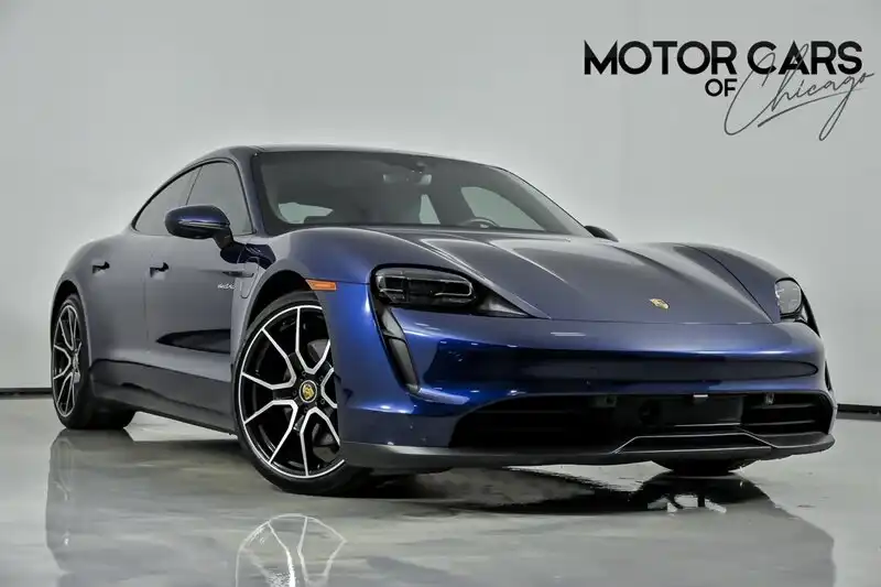 2023 Porsche Taycan Base's photo