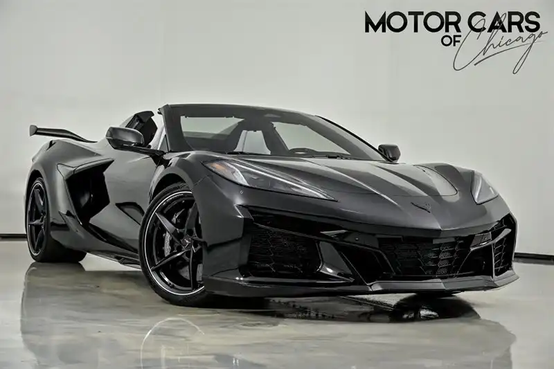 2025 Chevrolet Corvette E-Ray Convertible 2LZ's photo