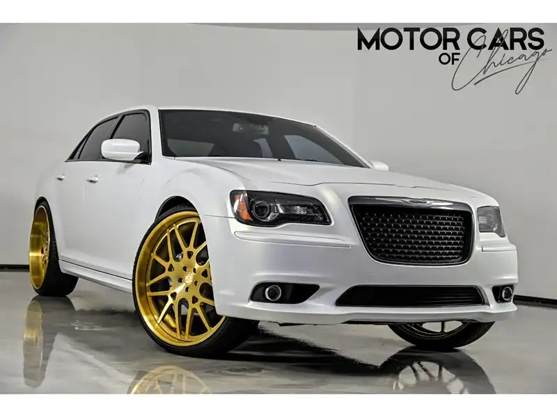 2012 Chrysler 300 SRT8's photo
