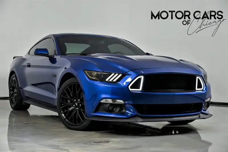 2017 Ford Mustang GT Coupe Premium's photo