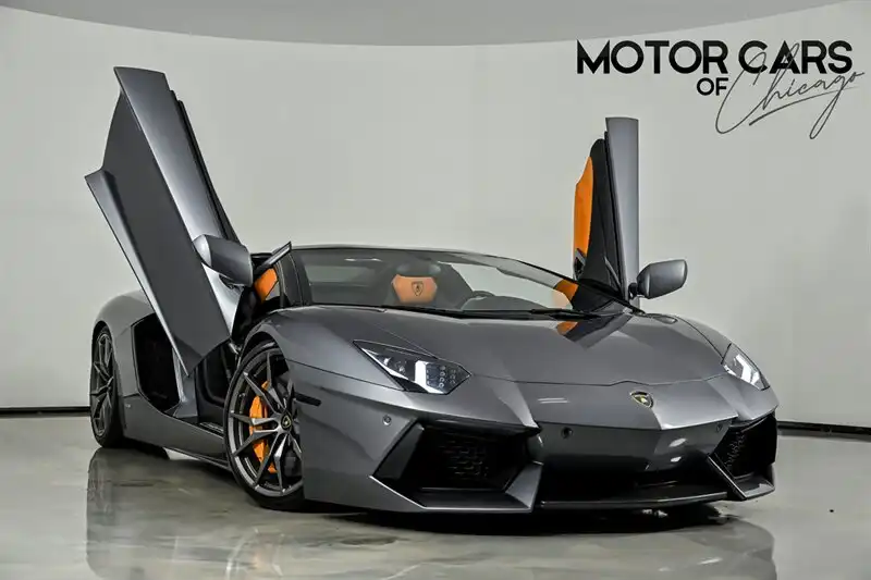 2015 Lamborghini Aventador LP 700-4 Roadster's photo