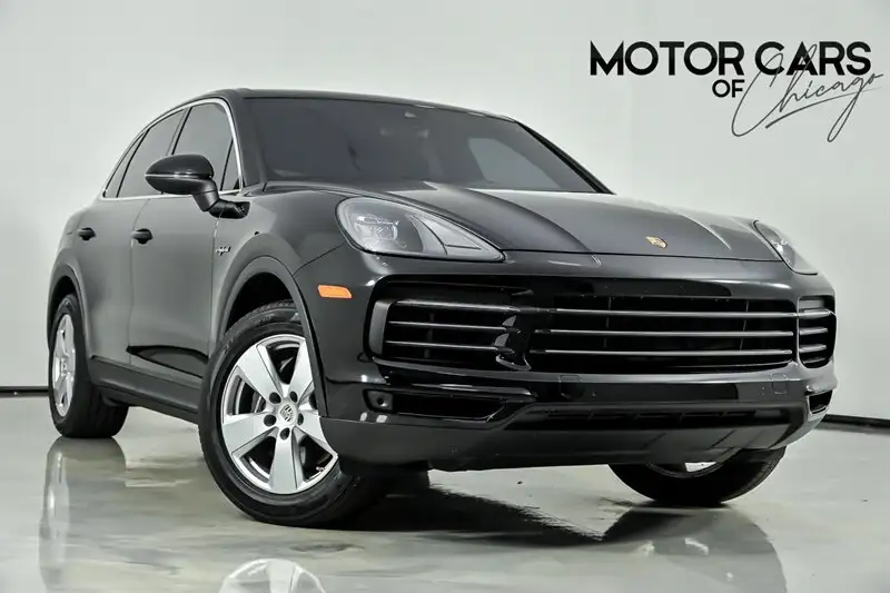 2023 Porsche Cayenne E-Hybrid's photo