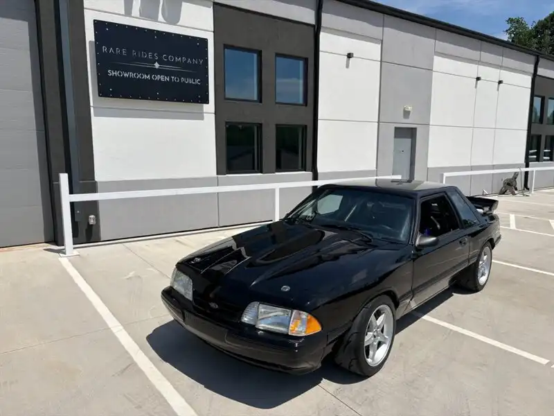 1990 Ford Mustang's photo