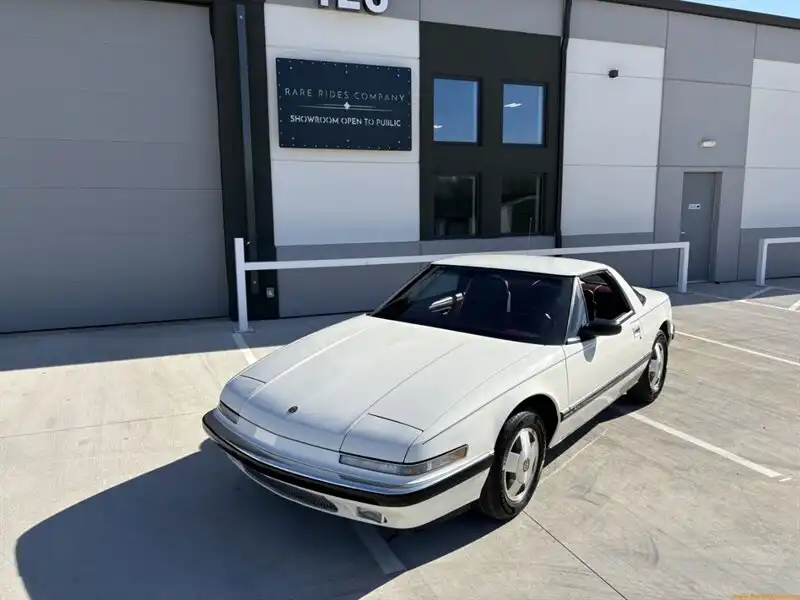 1988 Buick Reatta's photo