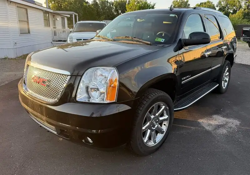 2012 GMC Yukon Denali - AWD's photo