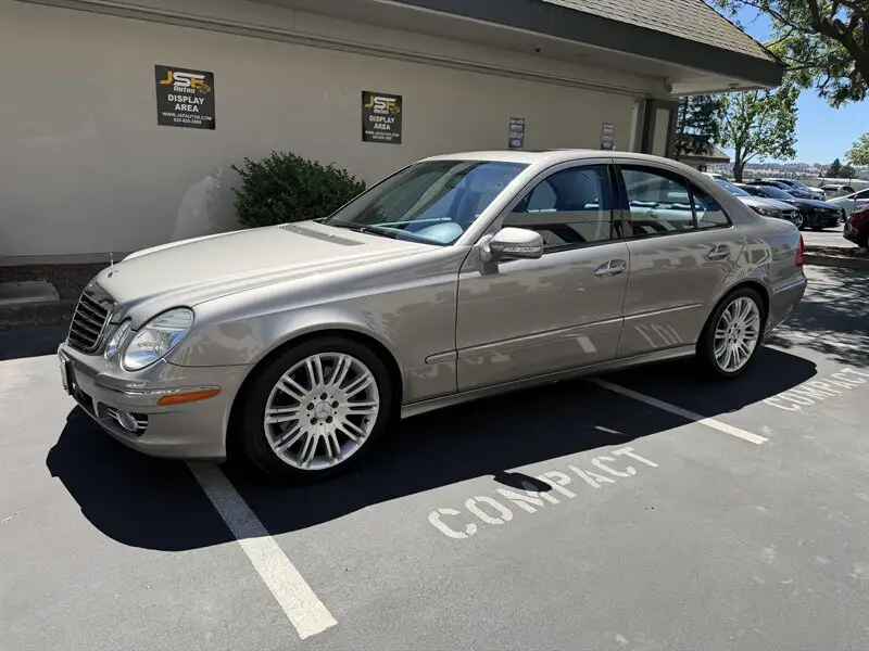 2007 Mercedes-Benz E-Class E350 photo 1