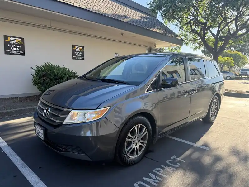 2013 Honda Odyssey EX's photo
