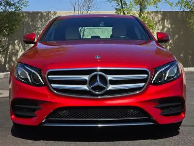 2019 Mercedes-Benz E-Class E300 photo 4