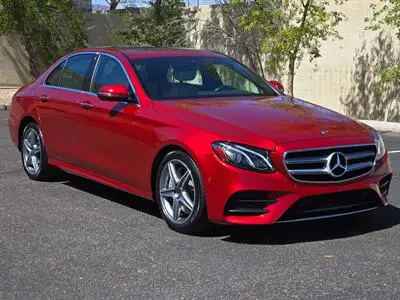 2019 Mercedes-Benz E-Class E300 photo 2